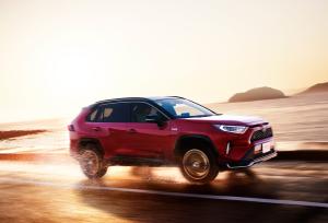 Toyota RAV4 PHV 2020 года  (JP)